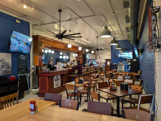 Dan’s Chelsea Tavern