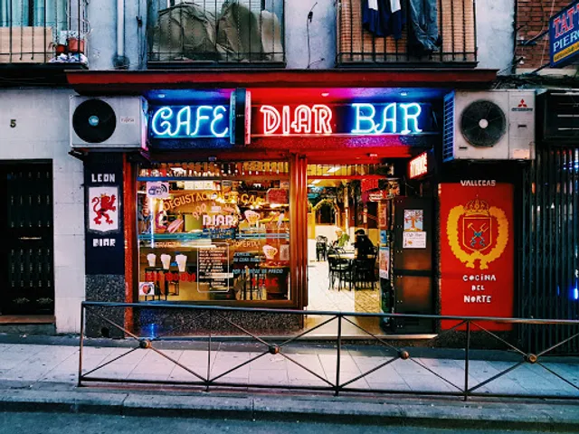 Cafe Diar Bar