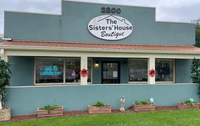 Get Lit Candle Bar & Gift Shop