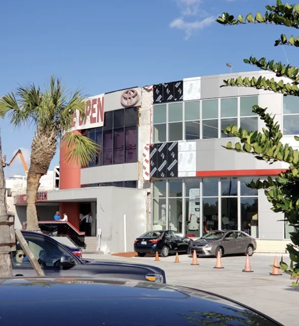 Pinecrest Bakery - Kendall Toyota Express