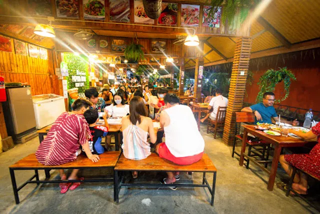 Papaya Mom Restaurant