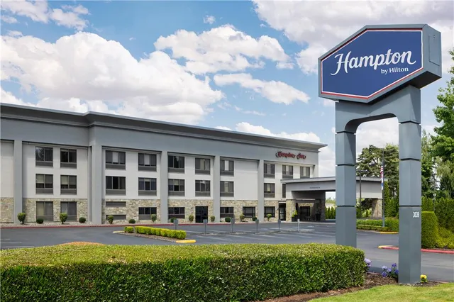 Hampton Inn Portland East