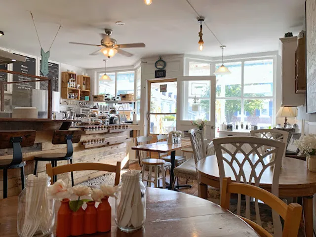 Crêperie de la Mer & French Café