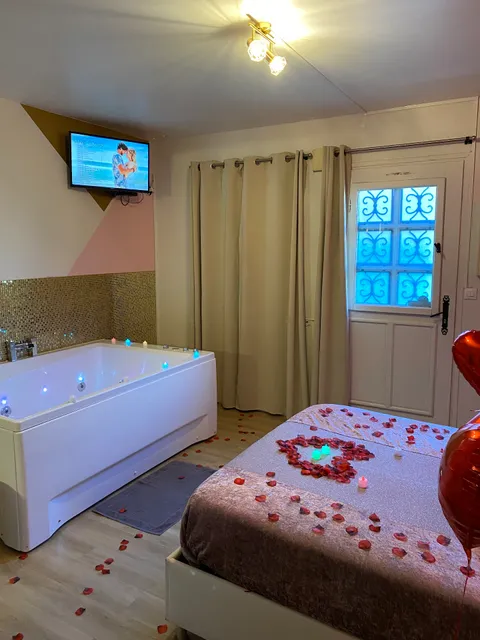 Le Spatinium - appartement avec jacuzzi privatif