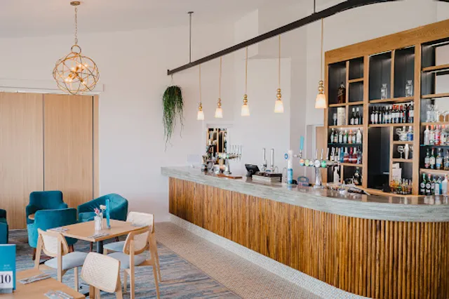 Above the Bay Restaurant, Bar, Wedding and Events