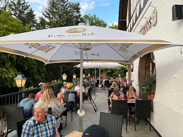 Attikos Hotel & Restaurant