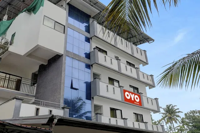 Flagship The Paradise Inn Residency