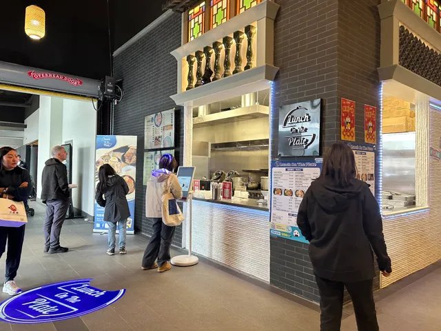 Lunch On The Plate (Food Court)