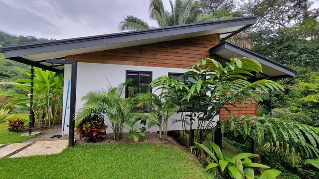 The Sutton - Boutique Jungle Experience