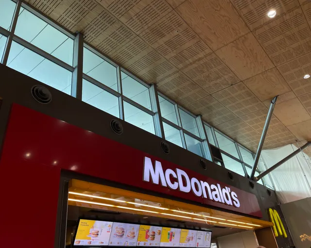McDonald's Domestic Airport