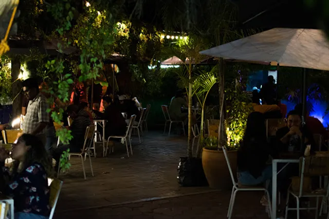 Amnesia restaurante bar / Billar El Nido