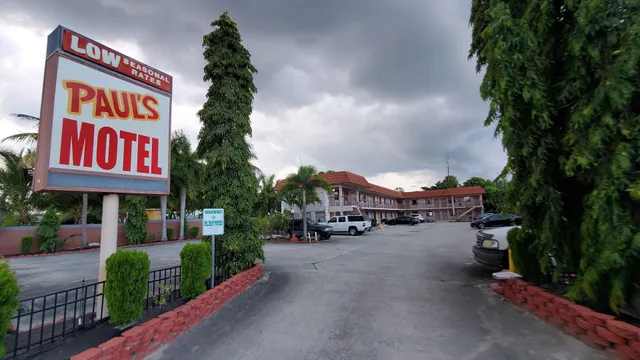 Paul's Motel