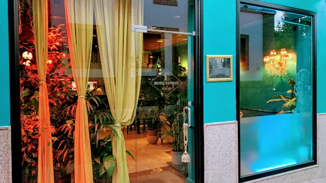 Restaurante Japonés - MIYAGI EXPRESS SUSHI BAR