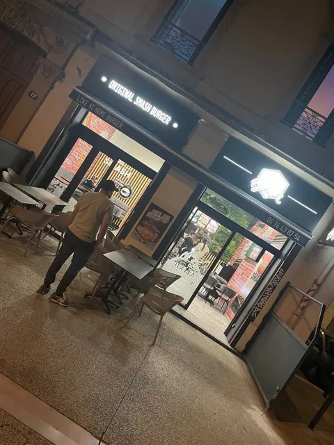 Home Burger - Original Smash Burger Grenoble