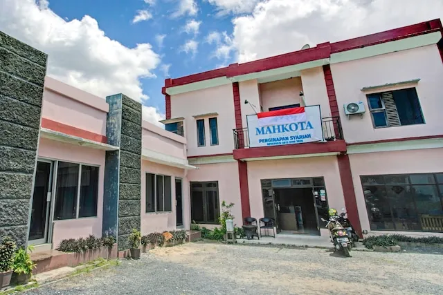 OYO 3757 Mahkota Syariah Guesthouse