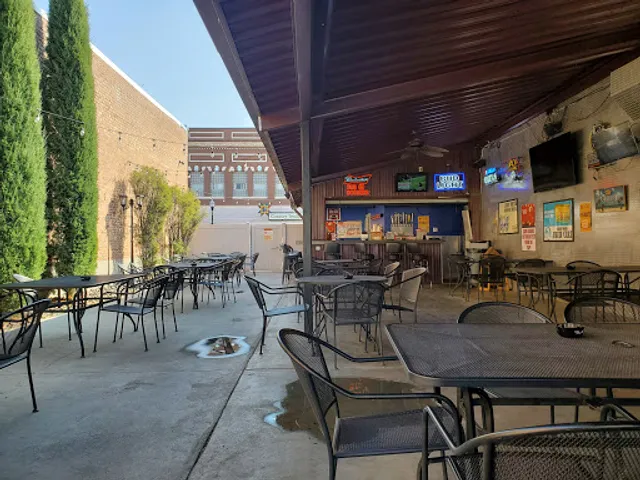 The Door Sports Bar & Grill