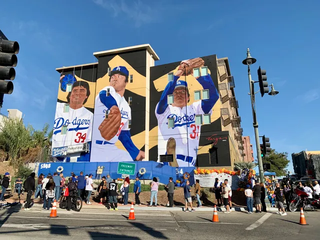 Fernando Valenzuela Mural