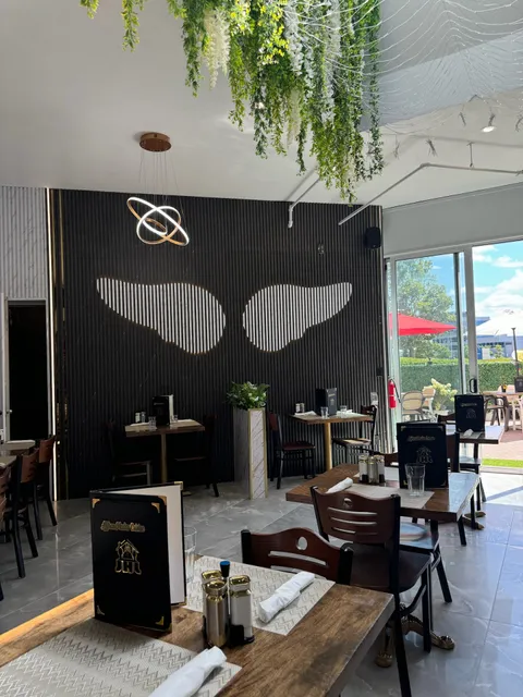 Afghan Madar Cuisine