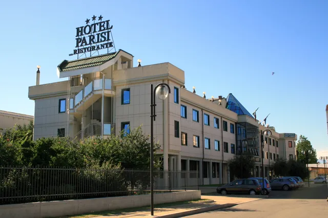 Hotel Parisi