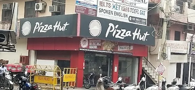 Pizza Hut | Jail Road, Delhi