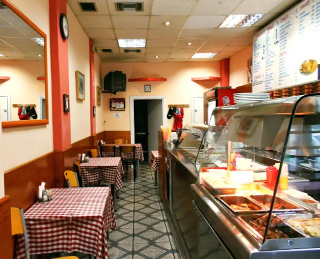 Ψητοπωλείο Ζωή και Κότα