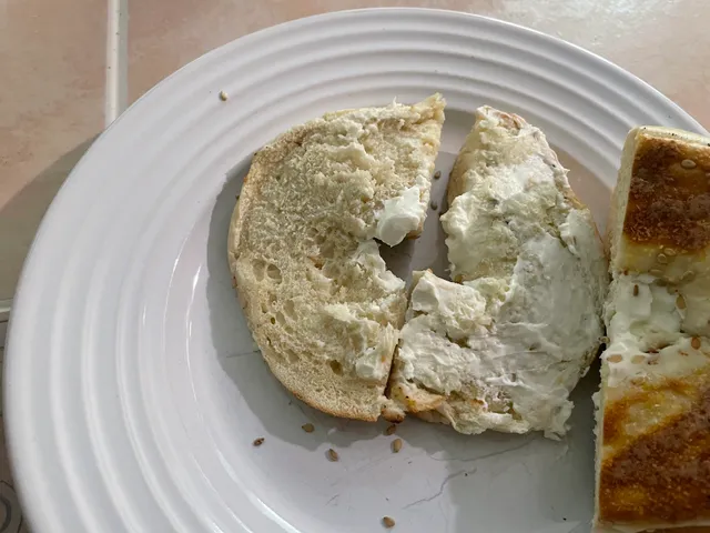 Mia Deli Grocery Llc