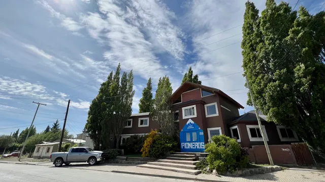 Del Glaciar Pioneros