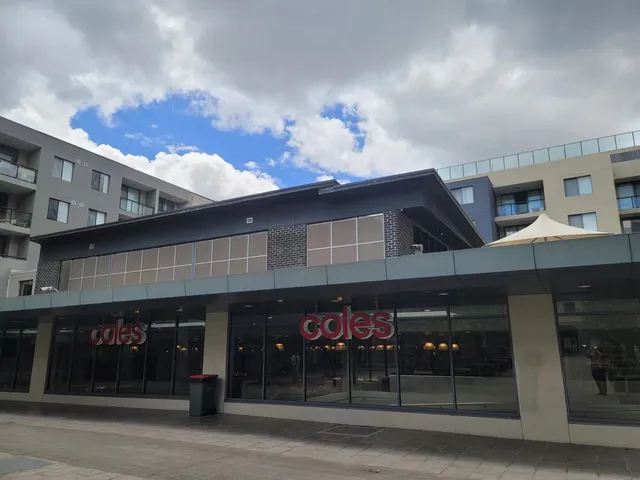 Entrada Shopping Centre