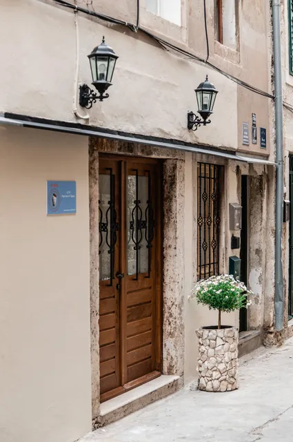 Apartment in the city centre-LITO