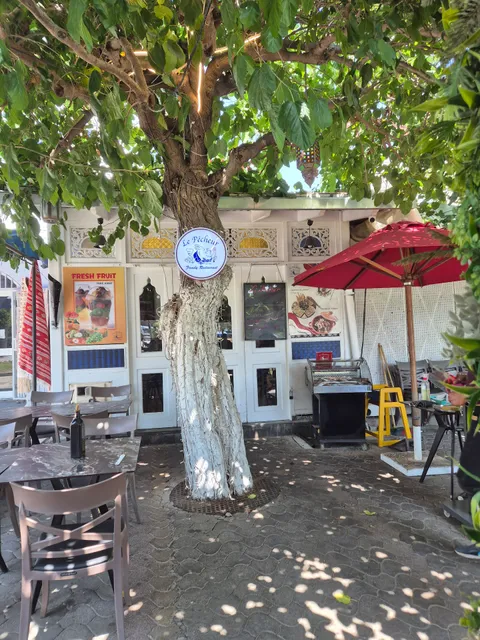 Le Pêcheur Restaurant