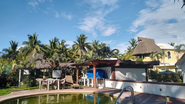 Tailer Park Bungalows & SNAIL