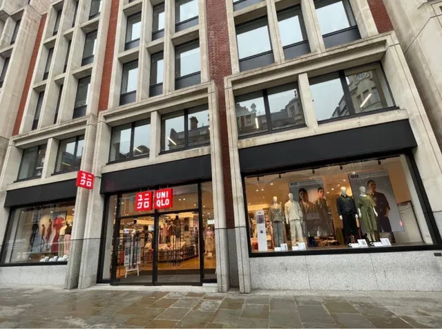UNIQLO Covent Garden