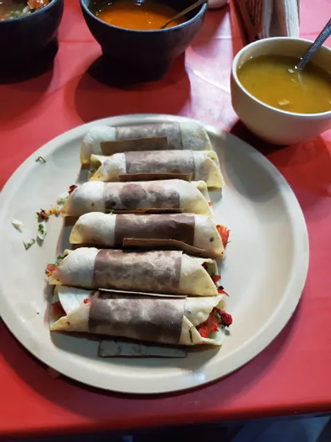 Tacos El Tuzo