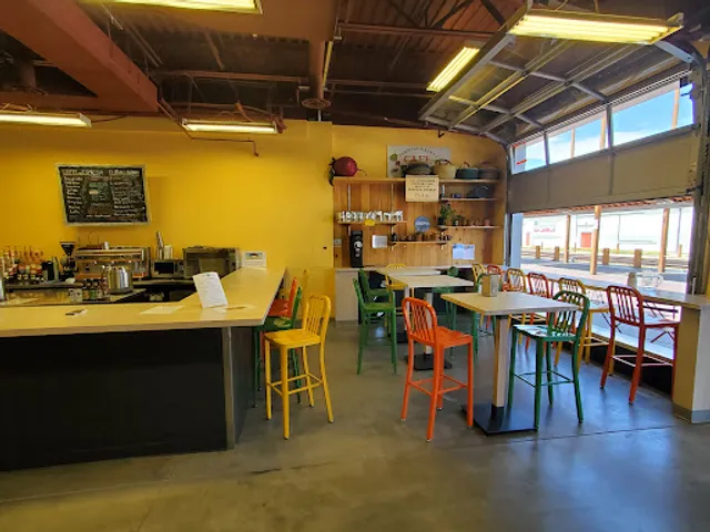 Cafe Fresh & Santa Fe Farmers' Market Gift Shop