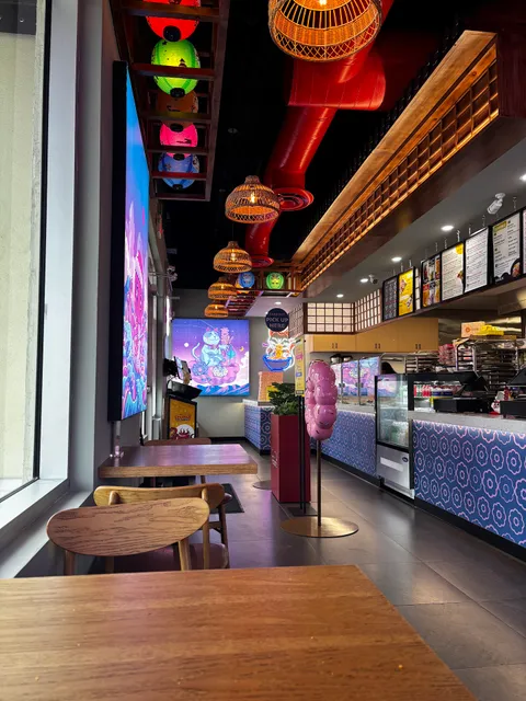 Zuru Ramen Bar Boca Raton with Mochinut