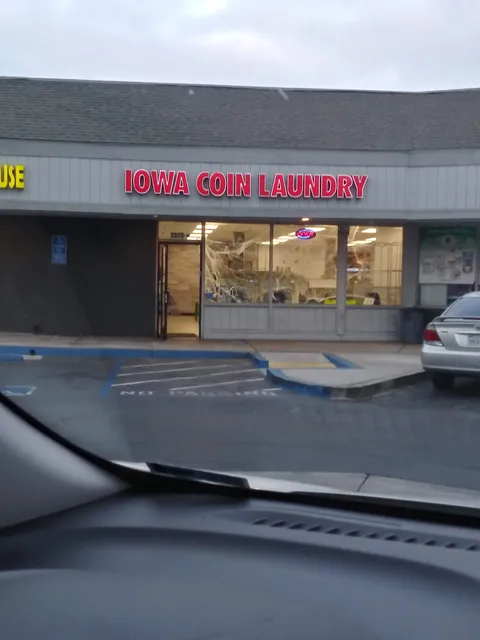 University Heights Shopping Center