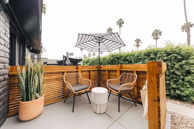 The Green Room Hotel