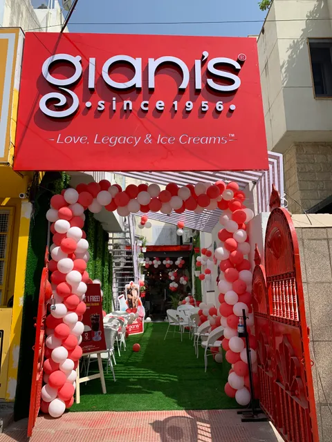 Giani's Ice Creams