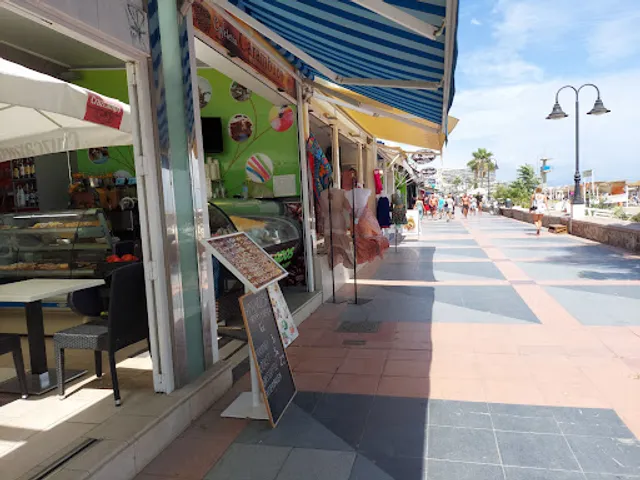 Carambuco Coffee & Tea