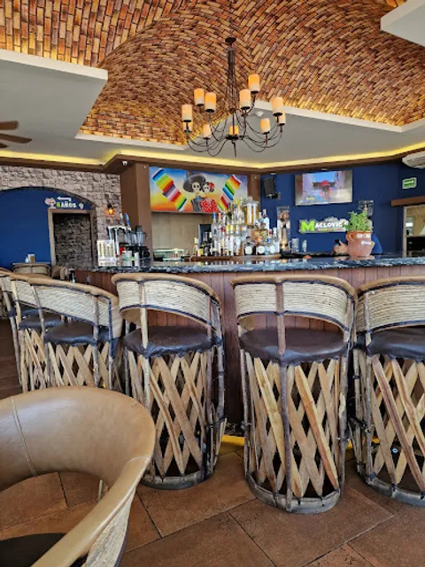 MACLOVIO’S RESTAURANT-BAR