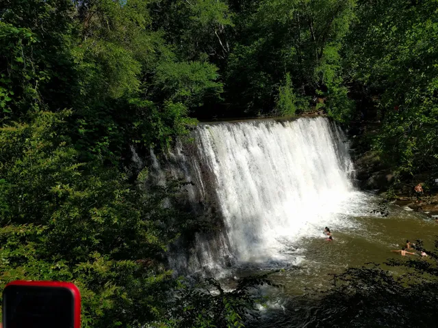 Falls at Roswell Mill Trailhead