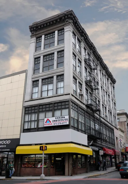 Uceda English Institute