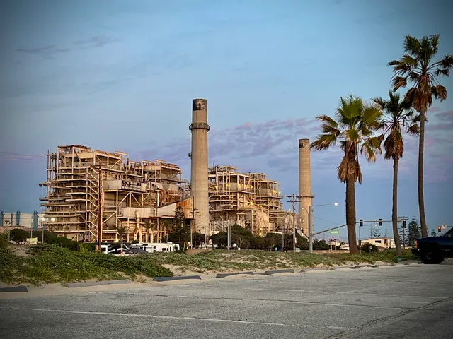 AES Huntington Beach