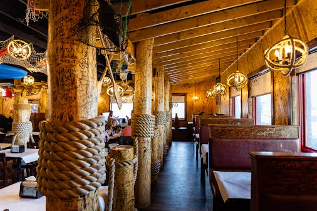 Storming Crab -Seafood Restaurant