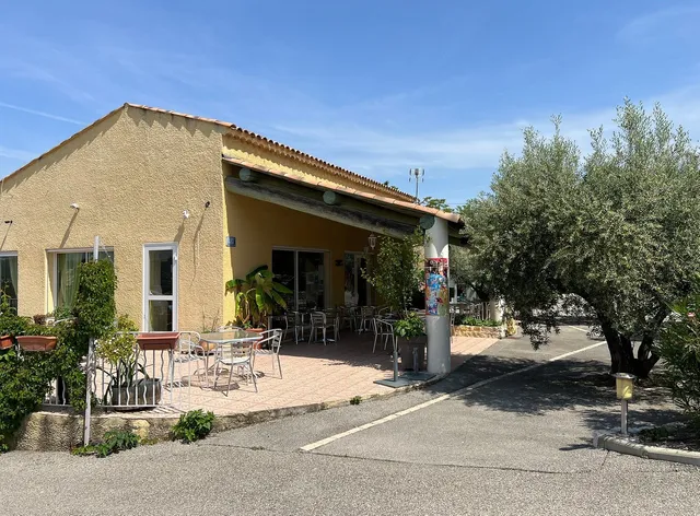 Camping les Oliviers