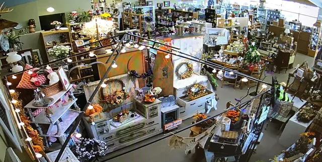 Vintage Antiques & Uniques