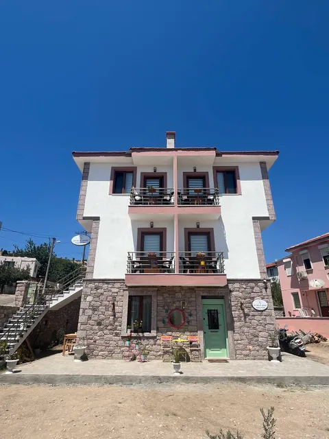 Ayvalık Akan Pansiyon