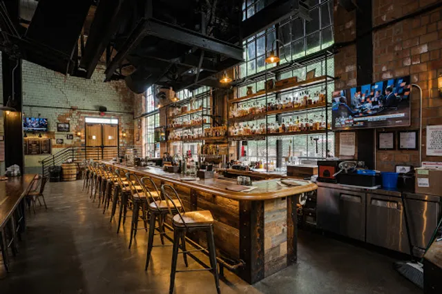 Goodfellas Pizzeria - Distillery