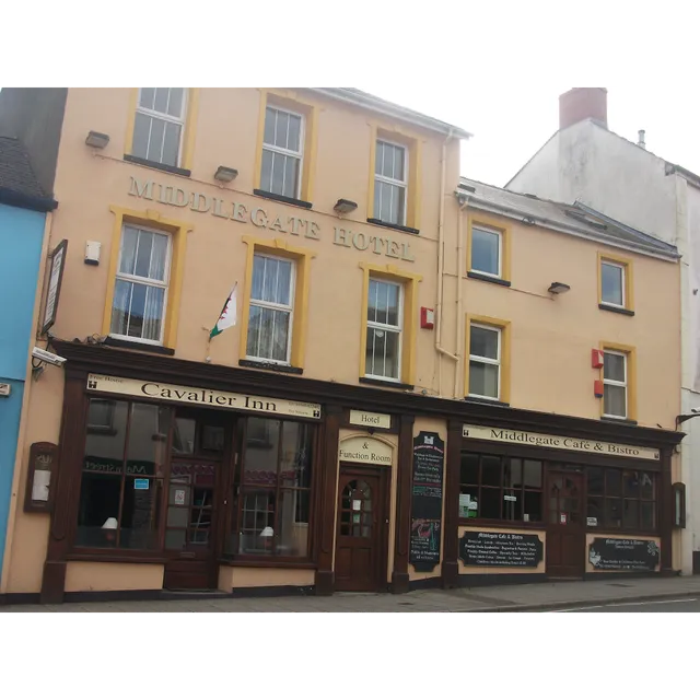 The Middlegate Hotel