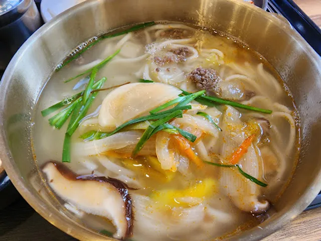 흥미면옥 방배본점